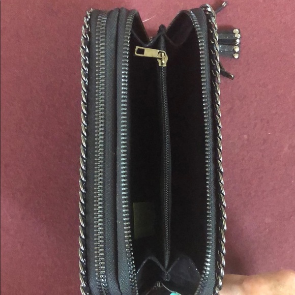 Night Club Ready! Fun Metallic black bag - Picture 4 of 7